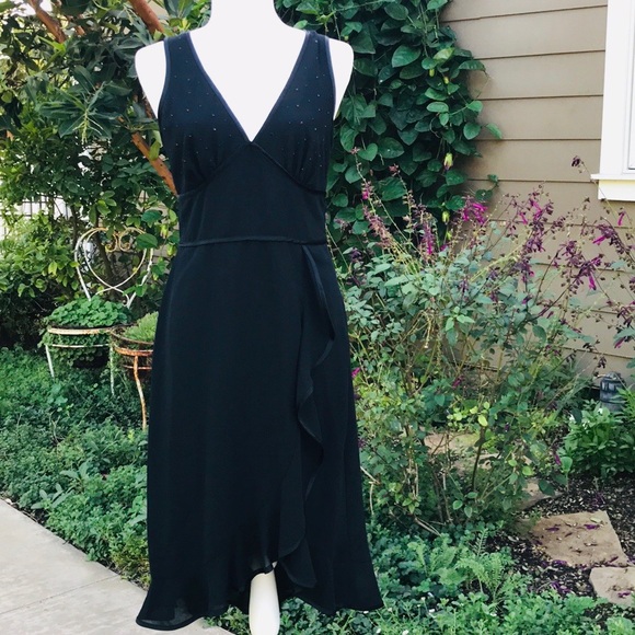 CDC Dresses & Skirts - NWOT BLACK DRESS SIZE 8